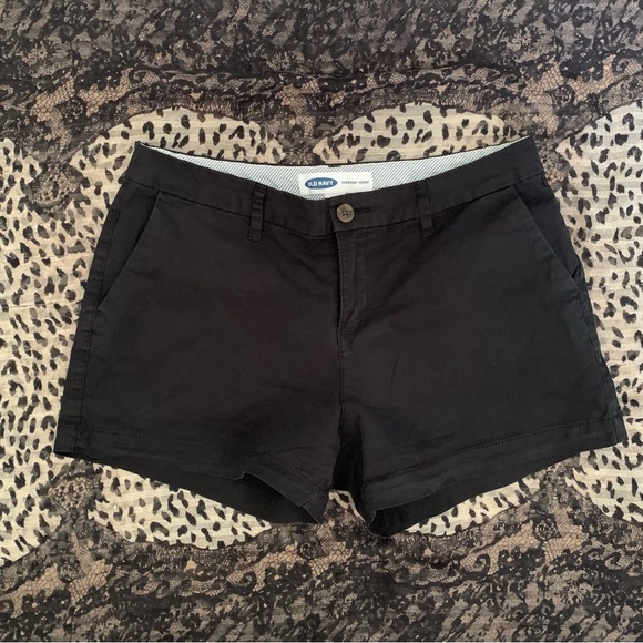 Old Navy Pants - Old Navy Everyday Shorts